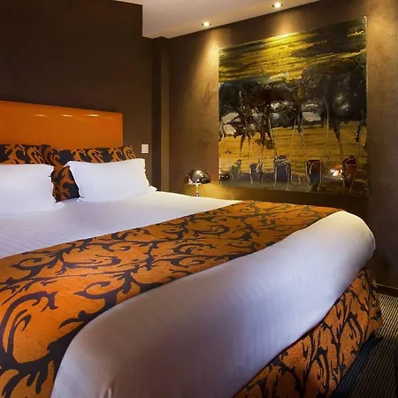 Makom Pereire Hotel Paris