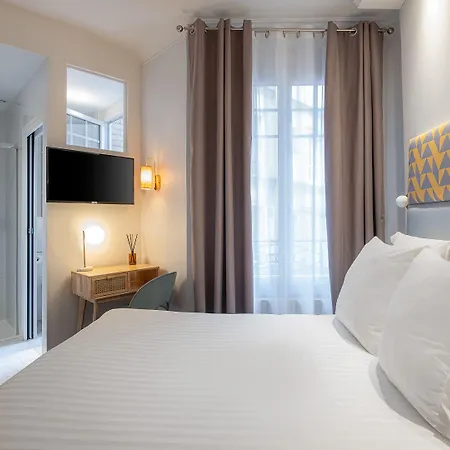 Makom Pereire Hotel Paris